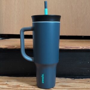 Owala Stainless Steel Triple Layer Insulated Travel Tumbler 40 Oz